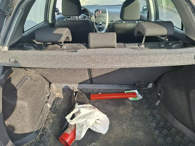 Toyota Auris 1.3 benzyna 5drzwi ważne opłaty