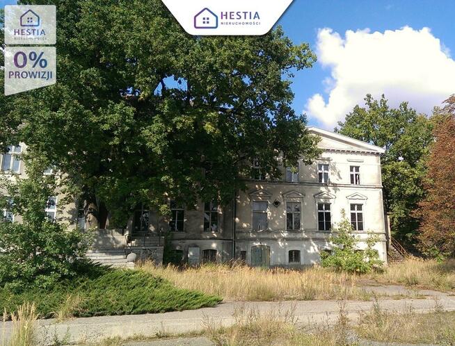 Sprzedaż pałacu z XIX wieku do remontu.