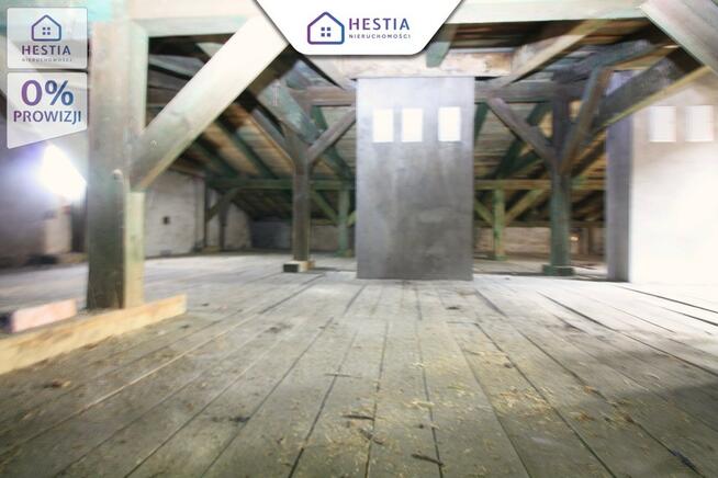 Sprzedaż pałacu z XIX wieku do remontu.