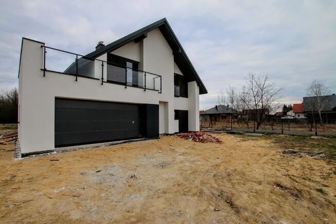 nowoczesny dom, duża działka, dostępny od zaraz