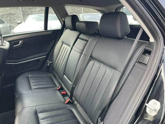 Mercedes E 350 HAK Automat Skóra Podgrzewanie Czujniki park.