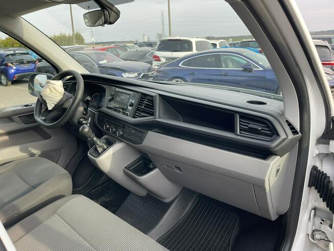 Transporter T6 Klimatyzacja 9 osobowy