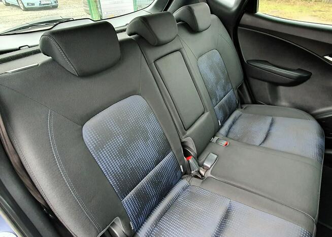 Hyundai ix20 Bezwypadkowy/6 biegowa skrzynia/Czujniki parkowania przód+tył/Hak hol.