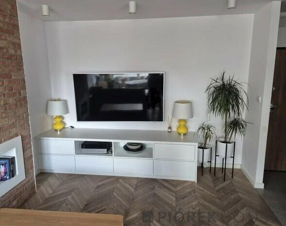 4-pokojowe mieszkanie na Woli