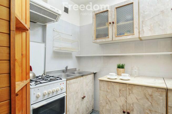 2-pokojowe, do remontu - Mokre