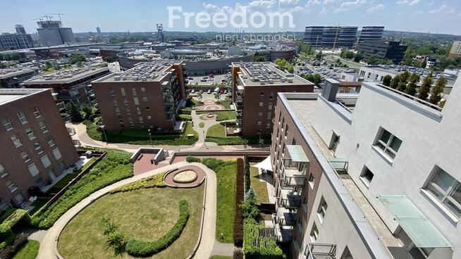 Widokowy apartament z balkonem + miejsce postojowe