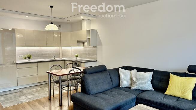 Przestronne i jasne mieszkanie z balkonem Bażantów