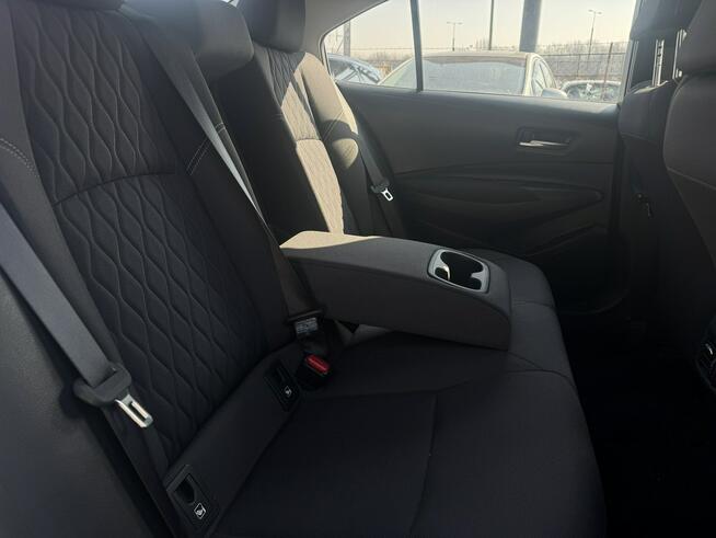 Salon Polska Poleasingowy I właściciel VAT 23% Gwarancja Toyota