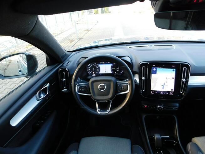 Volvo XC 40 1,5T4 z Gwarancją Bezwypadkowy Model 2024r