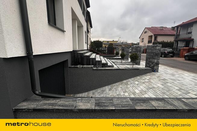 Segment z garażem, 2 niezależne lokale