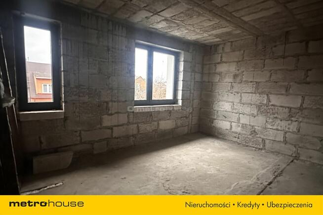 Segment z garażem, 2 niezależne lokale