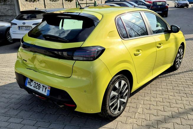 Peugeot 208 Lifting 1.2i VTI 75KM Tablet