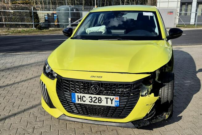 Peugeot 208 Lifting 1.2i VTI 75KM Tablet