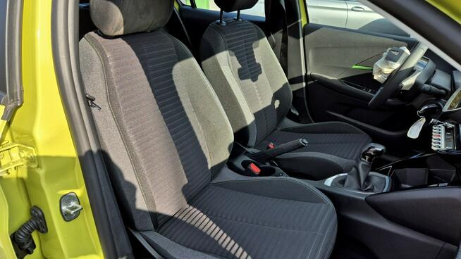 Peugeot 208 Lifting 1.2i VTI 75KM Tablet