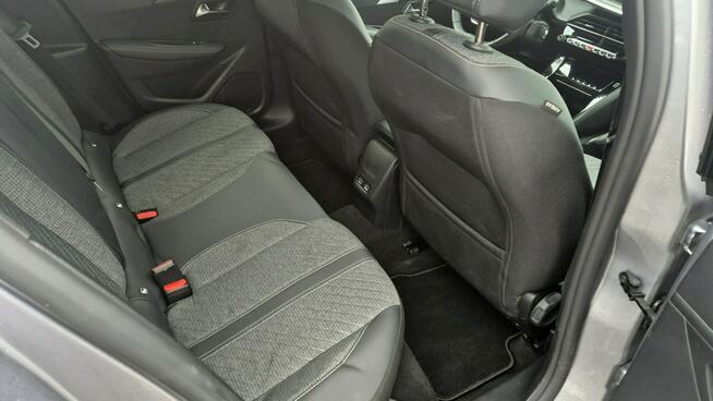 Peugeot 208 Lifting 1.2i PureTech 100 Hybrid 48V Alu Tablet