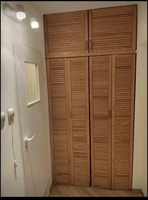 Słoneczna kawalerka na ul. Podleśnej (do metra ok. 500 m)