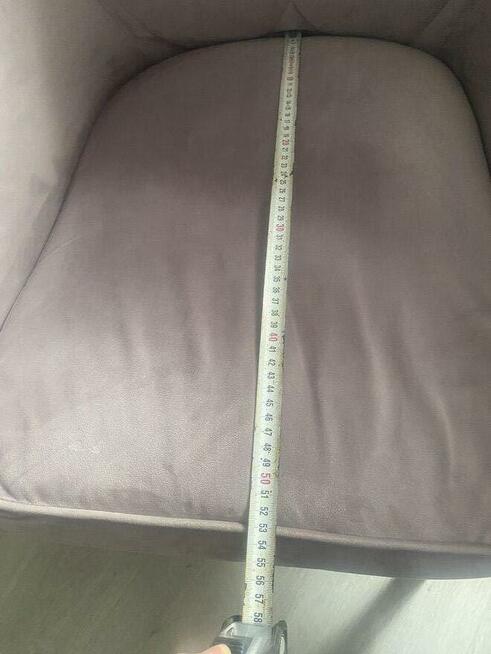 Fotel welurowy na styl glamour/skandynawski