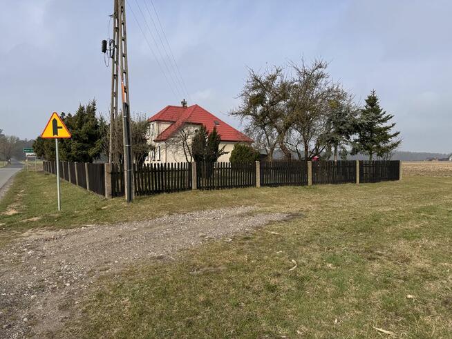 Dom i pole Wielki Buczek