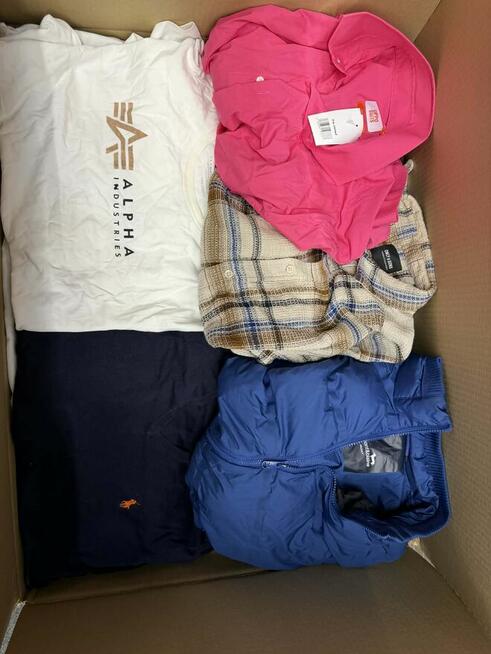 Odzież second hand zara berskha H&M tommy boss Mkors stock s