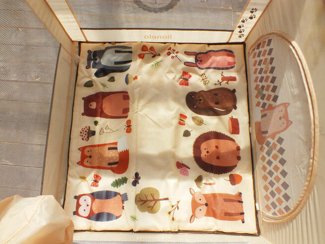 Kojec dziecięcy LIONELO składany otwierany uchwyty koła hamu