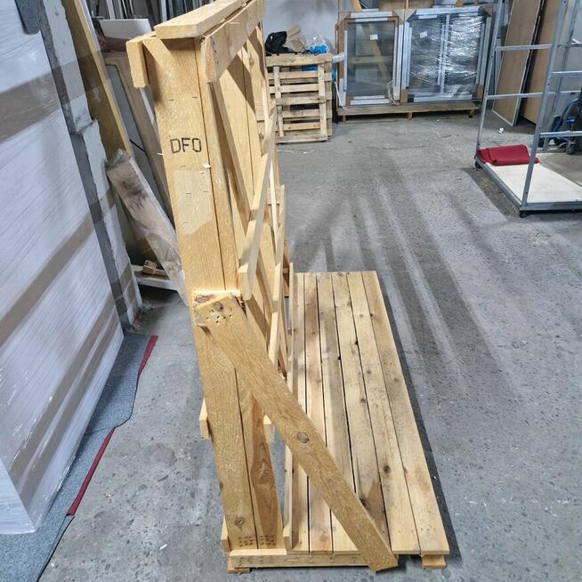sprzedam palety okienne Szer. 200, głęb. 80, wys180cm