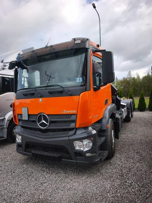 MERCEDES ANTOS hakowiec z HDS 2015r. 435 tyś km