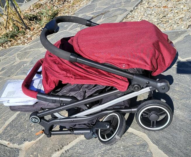 Wózek spacerowy Kinderkraft INDY spacerówka 15 kg Lekki Komp