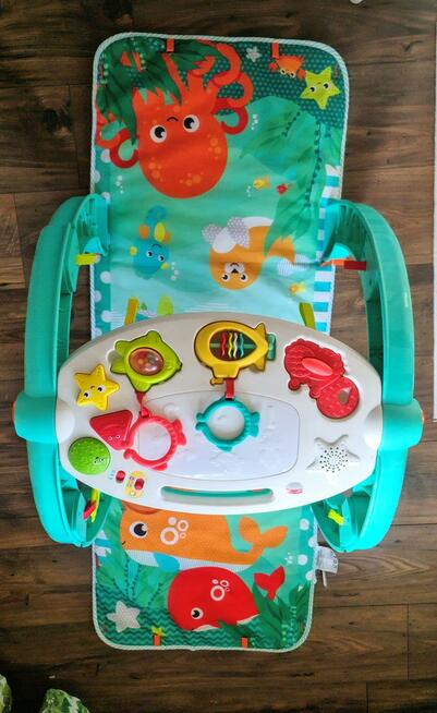Mata 4w1 Fisher Price muzyczna na pleckach, tunel, stolik 0+