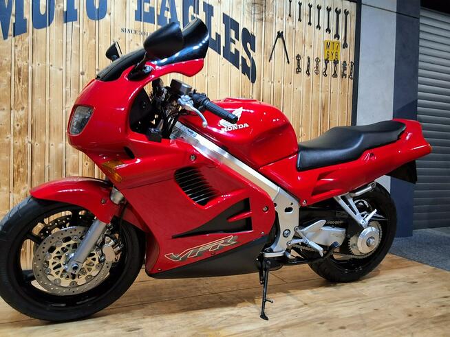 Honda VFR ## ZADBANY ## BŁYSZCZY # technicznie super# raty KUP ONLINE