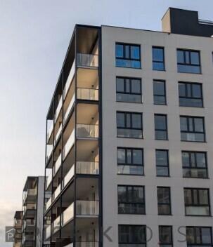 4-pokojowe mieszkanie na Woli