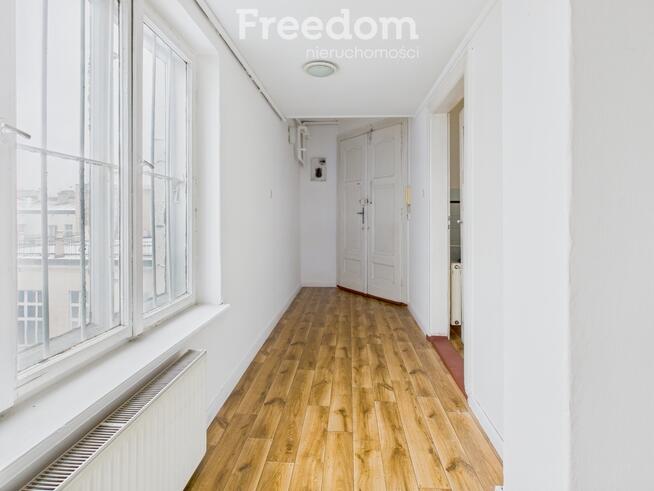 Prestiż bez hałasu. 60m², balkon, CO miejskie.