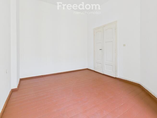 Prestiż bez hałasu. 60m², balkon, CO miejskie.