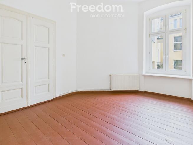 Prestiż bez hałasu. 60m², balkon, CO miejskie.