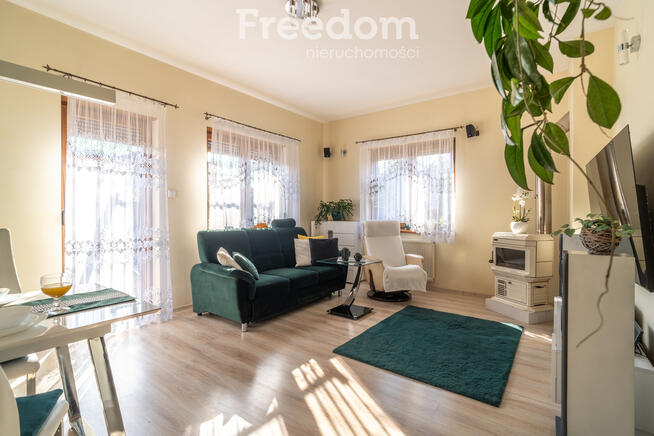 Komfortowy dom z ogrodem, kominkiem i fotowoltaiką