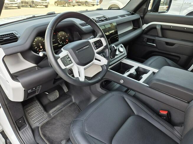 Land Rover Defender MY25 3.0D I6 200 KM AWD X-Dynamic SE 110 FujiWhite