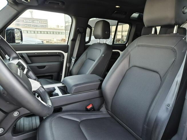 Land Rover Defender MY25 3.0D I6 200 KM AWD X-Dynamic SE 110 FujiWhite