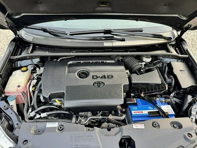 Toyota Avensis LIFT Skóry Navi Gwarancja