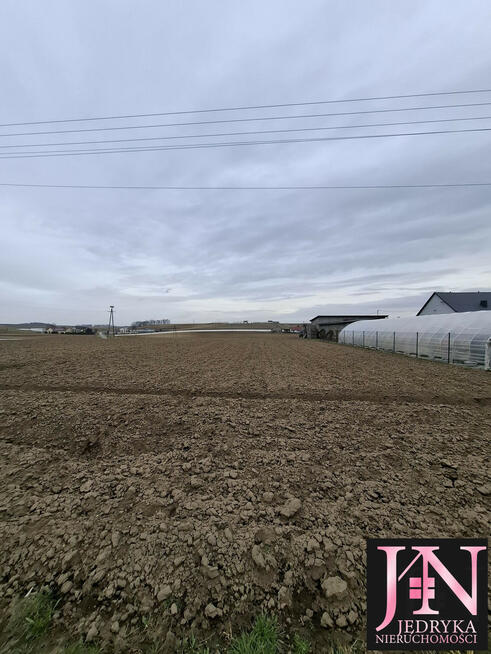 Działka Rolno-Mieszkaniowo usługowo produkcyjna o pow.1,0618ha Tropiszów