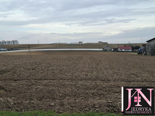 Działka Rolno-Mieszkaniowo usługowo produkcyjna o pow.1,0618ha Tropiszów