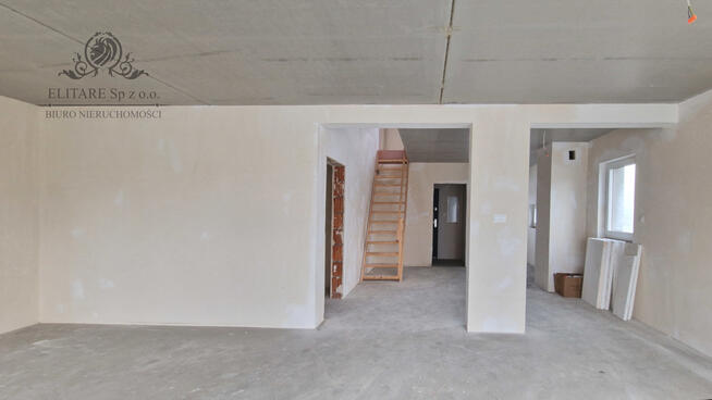 Duży dom szereg SKRAJNY o pow.150,7m2 na działce 299m2, Kąty Wrocławskie