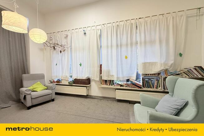 Przestronny lokal z witrynami, 5 min Metro Kabaty