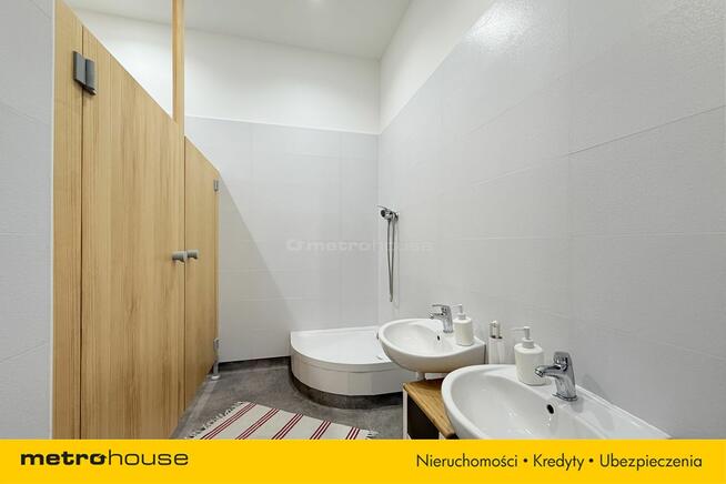 Przestronny lokal z witrynami, 5 min Metro Kabaty