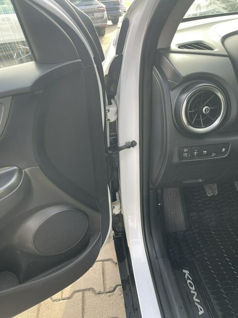 Hyundai Kona mHEV Klimatyzacja Czujniki parkowania Kamera