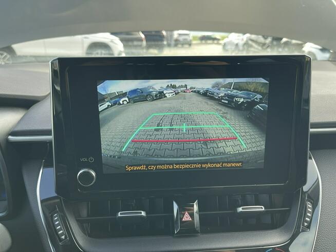 Toyota Corolla Klimatronik Podgrzewanie Kamera Tempomat aktywny Virtual