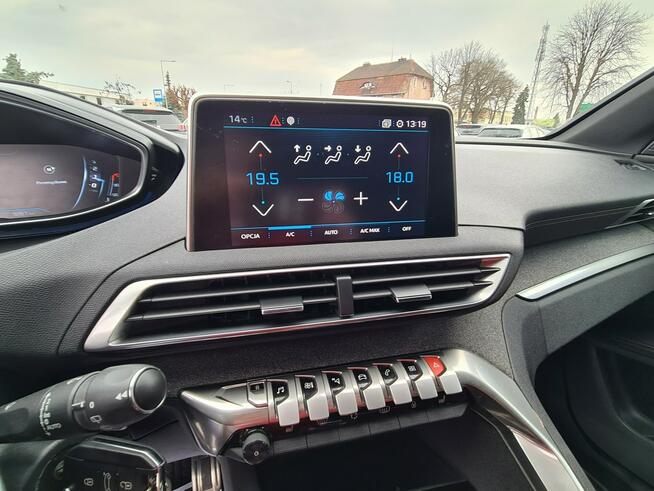 Peugeot 5008 7-Osób Automat Navi 2xPDC Kamera El.Klapa Grzane Fotele Asystent Alu