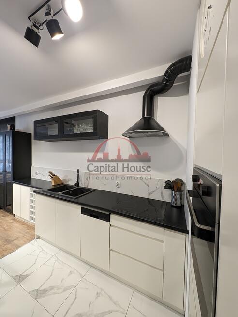 Super dwupokojowe garaż i komórka, czynsz w cenie