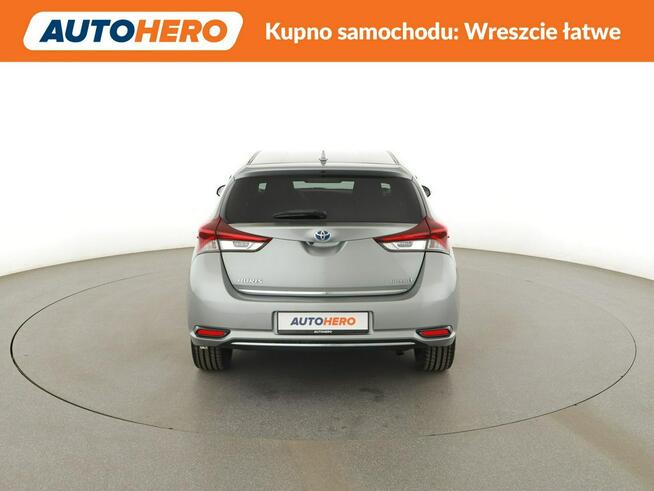 Toyota Auris navi kamera grzane fotele tempomat