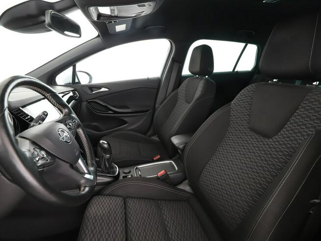 Opel Astra Kamera, asystent pasa, multimedia, grzane fotele i kierownica, czytani