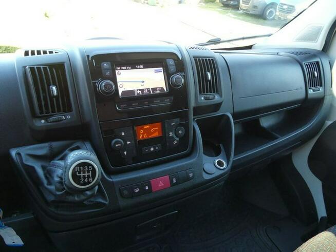 Peugeot Boxer 2,2 hdi 165KM Klimatronik , nawigacja , kamera , asystent pasa ruchu