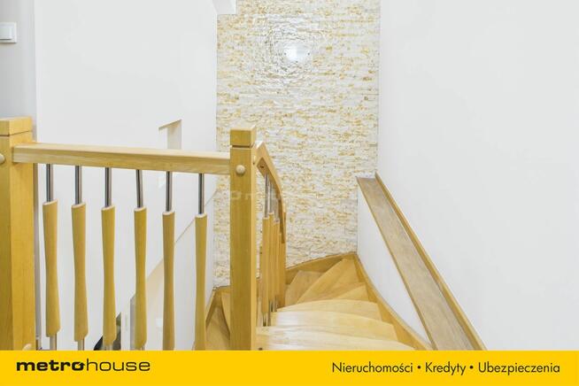 Dwupoziomowe mieszkanie w ścisłym centrum Warszawy